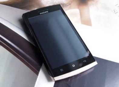 Philips W920 sous Android: PMP ou bien smartphone ? ?