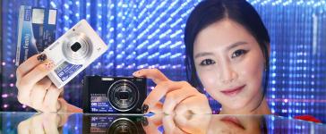 Samsung: appareil photo compact, le F2.5 Bright Lens, le â€œST77″